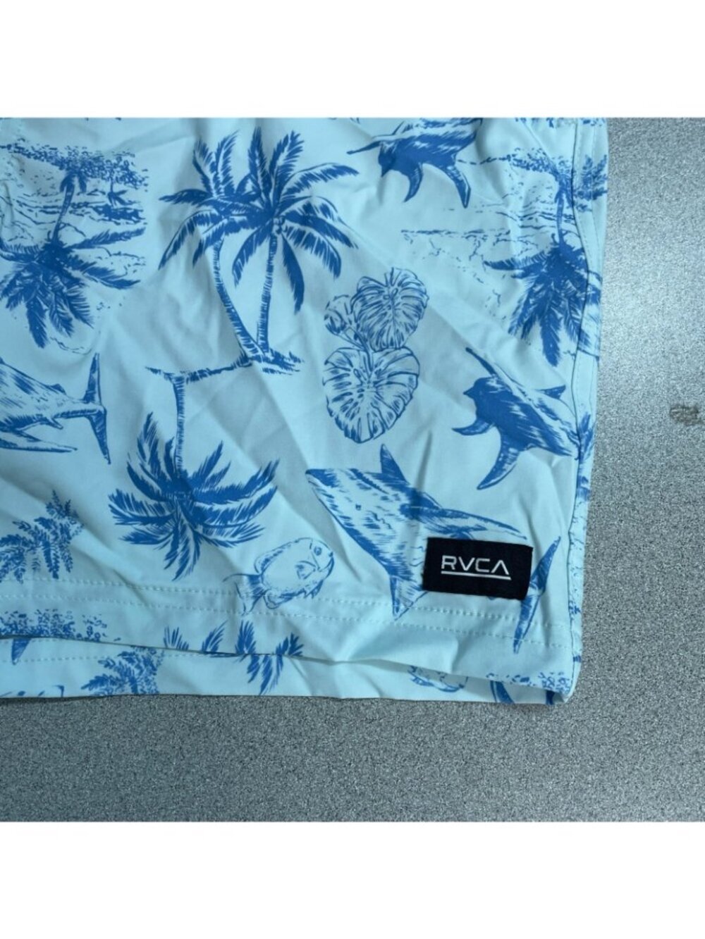 NWOT RVCA Boys L 14/16 Swim Trunks Blue Shark Print Elastic Waist - Picture 7 of 8